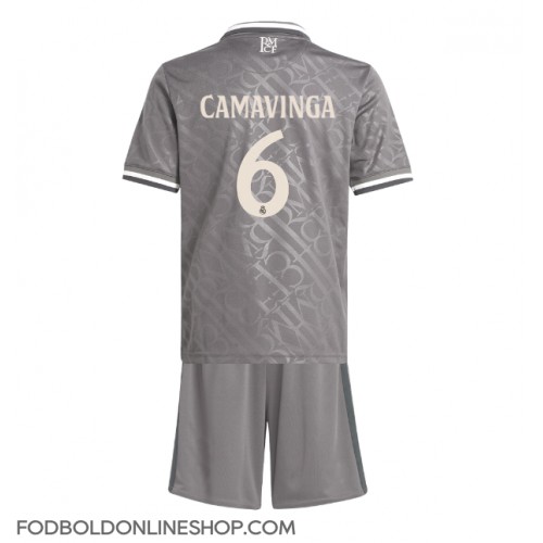 Real Madrid Eduardo Camavinga #6 Tredje trøje Børn 2024-25 Kortærmet (+ Korte bukser)